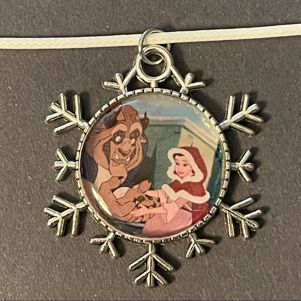 Beauty and the Beast Snowflake Cabochon Necklace